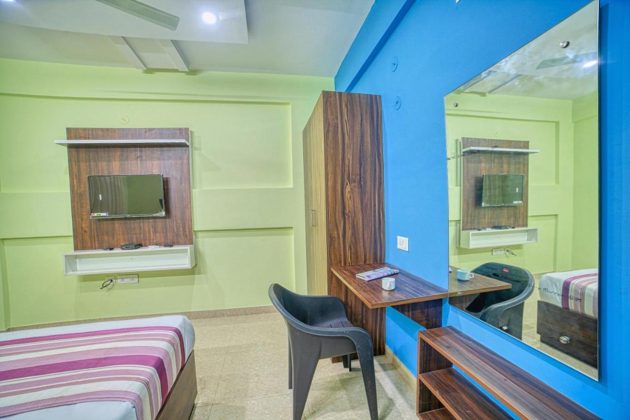 Redkey Inn Hotel Near Bangalore Airport Airport Pickup & Drop Available 24X7 Yelahanka エクステリア 写真