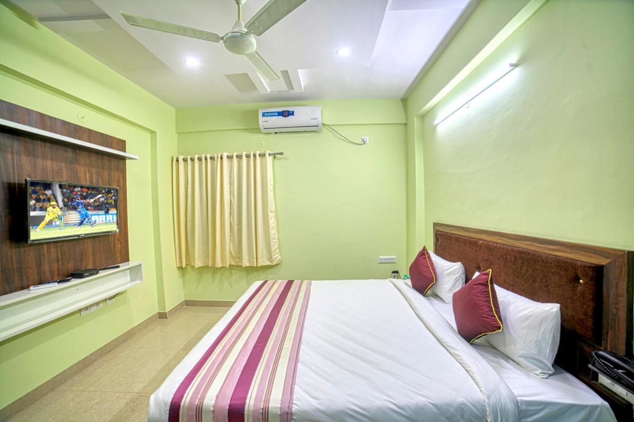 Redkey Inn Hotel Near Bangalore Airport Airport Pickup & Drop Available 24X7 Yelahanka エクステリア 写真