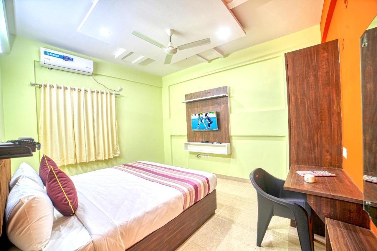 Redkey Inn Hotel Near Bangalore Airport Airport Pickup & Drop Available 24X7 Yelahanka エクステリア 写真