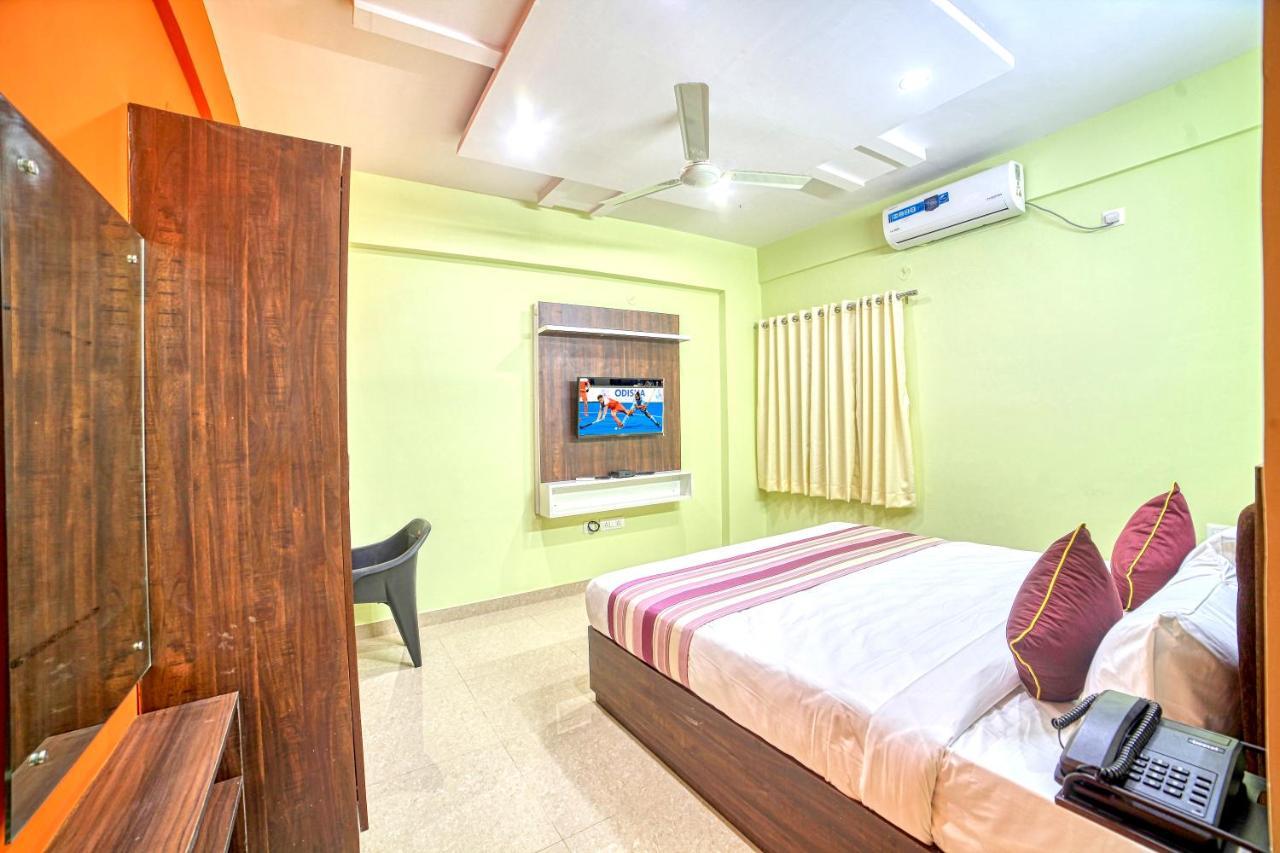 Redkey Inn Hotel Near Bangalore Airport Airport Pickup & Drop Available 24X7 Yelahanka エクステリア 写真